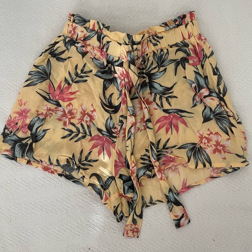 H&M Tropical Shorts